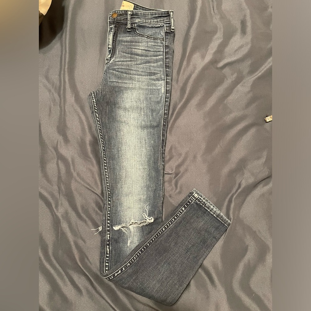 Hollister Ripped High Rise Medium Wash Jean Leggings